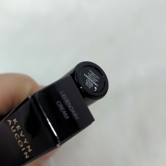 Kevin Aucoin Unforgettable Lipstick & The Neo-Highlighter Bundle BNIB - Picture 4 of 11